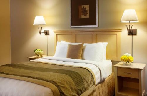 Fort McMurray Hotel | Clearwater Suite Hotel
