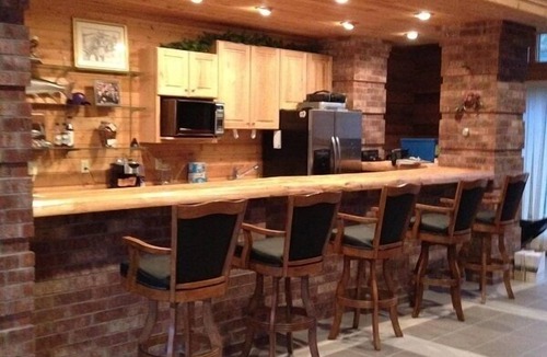 Marcell House | CLUBHOUSE LAKE HOME! GameRm-Sauna-Ping Pong-PoolTable-Foosball-Deck-Bar & More!