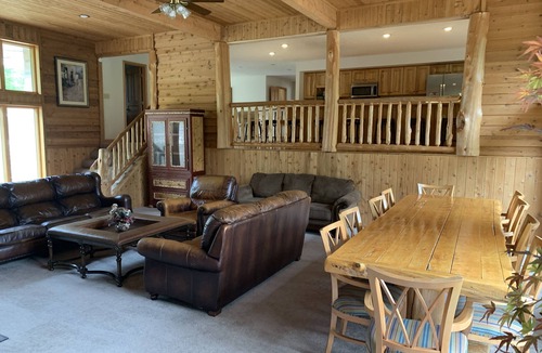 Marcell House | CLUBHOUSE LAKE HOME! GameRm-Sauna-Ping Pong-PoolTable-Foosball-Deck-Bar & More!