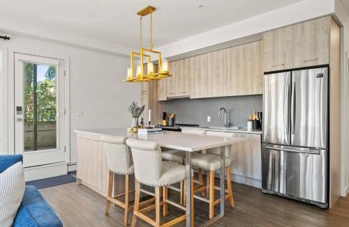 Whyte ave House | Coastal Cove Unit 108 Near UofA Hospital Whyte