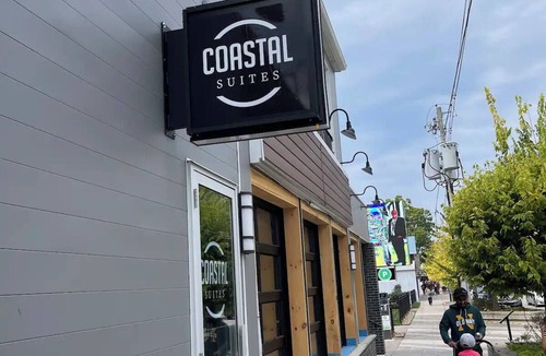 Grand Bend Apartment | Coastal Suites (Room 1) , Grand Bend