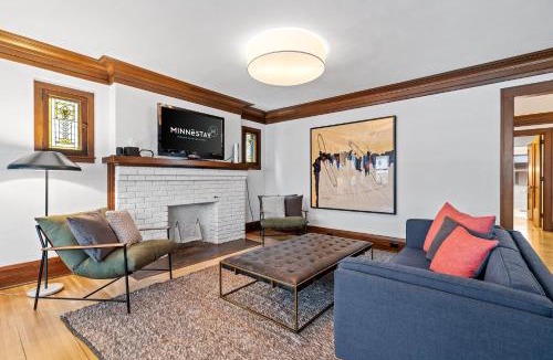 Carag House | Colfax Commons