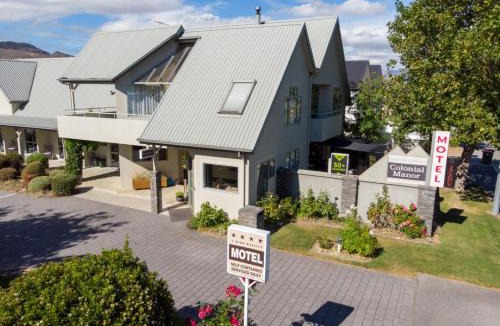 Lowburn Hotel | Colonial Manor Motel