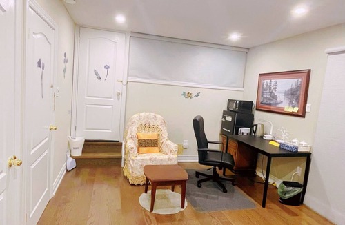 Markham House | Comfort and Lovely home in Markham