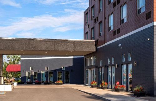 Mount Pleasant Hotel | Comfort Hotel Airport North