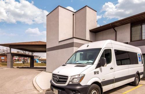Northeast Mississauga Hotel | Comfort Inn Airport West