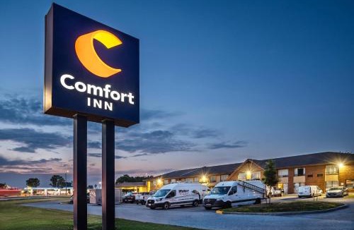Chatham-Kent Hotel | Comfort Inn
