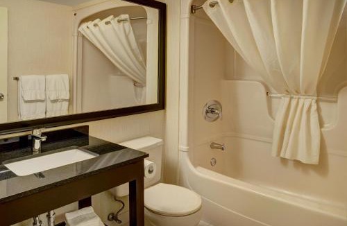 Pickering Hotel | Comfort Inn