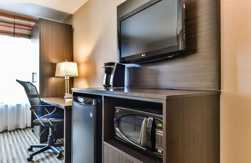 Chatham-Kent Hotel | Comfort Inn Chatham