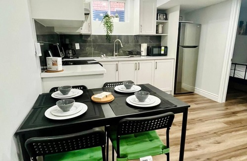 Guelph Apartment | Comfort Quarters In Guelph! Your Cozy Home Away From Home.