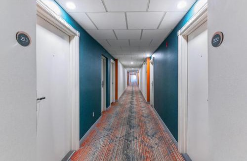 Westminster Hotel | Comfort Suites