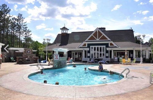 Baysville House | Comfortable Townhouse in beautiful Muskoka resort