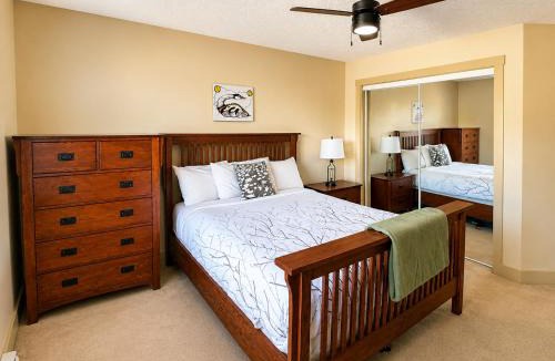 Radium Hot Springs Apartment | Copperhorn by StayIn