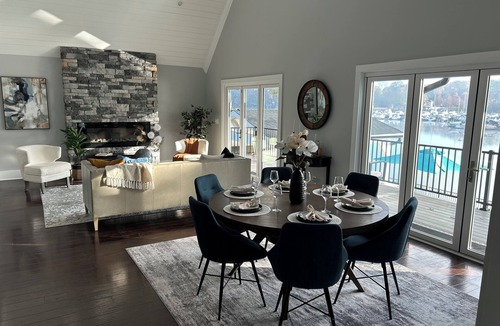 Cornelius House | Cornelius Lakefront, private pool, spa, game room and outdoor kitchen.