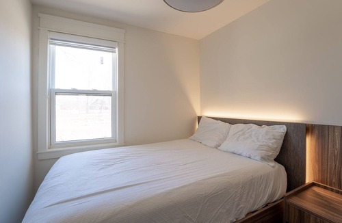 Wainfleet House | Cottage # 2...thelongbeachresort.ca