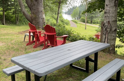 Utterson Cottage | Cottage by the beach, great family destination