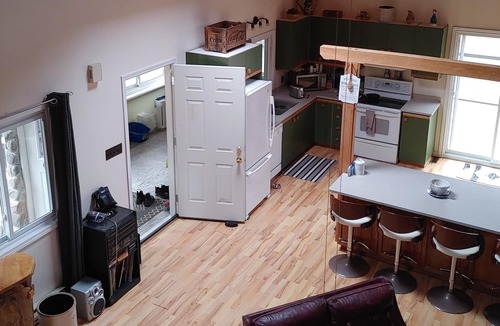 Hastings Highlands House | Cottage country, close to beautiful beaches