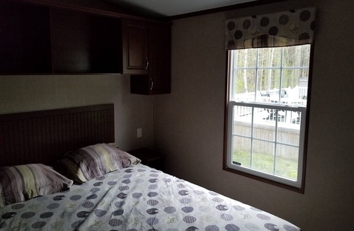 Washago House | Cottage living, resort lifestyle setting, Perfect for family of 4-6 with a dog
