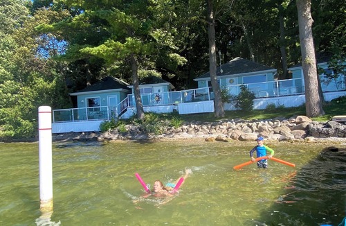 Orillia Cottage | Cottage on an Island on Lake Simcoe. Sleep 10-12