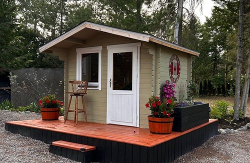 Temagami Cottage | Cottage on Lake Temagami with private access to the lake.