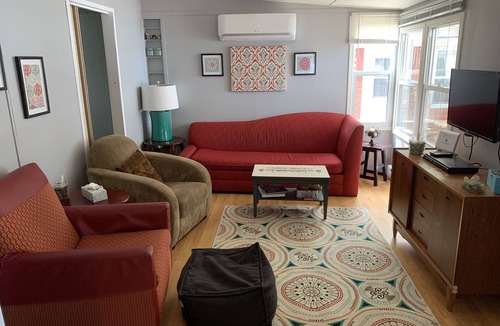 Stone Mills Cottage | Cottage on Varty Lake - 25min from Kingston !