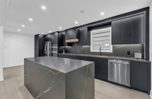 Caledon House | Cottage Vibes, City Convenience