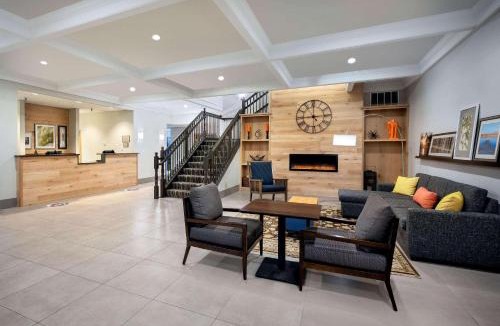Albertville Hotel | Country Inn & Suites by Radisson Albertville near Outlet Mall