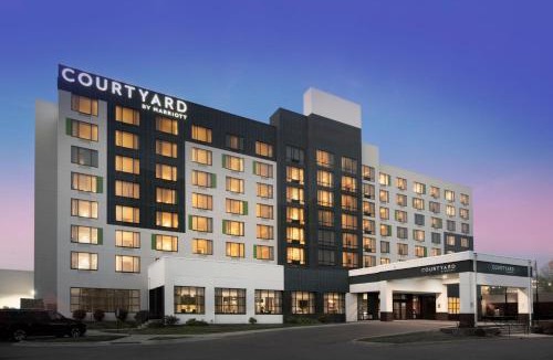 Bloomington Hotel | Courtyard by Marriott Edina Bloomington