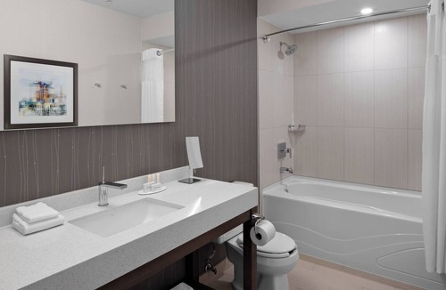 Downtown Edmonton Hotel | Courtyard by Marriott Edmonton Downtown