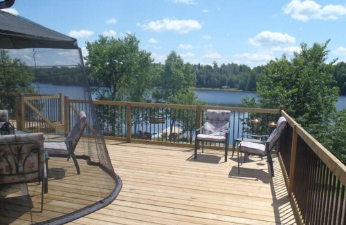 Unorganized Centre Parry Sound Cottage | Cozy 2 Bedroom Cottage On Jack's Lake In Golden Valley, On