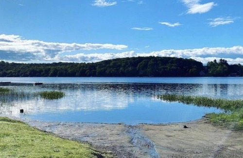 Huntsville Cottage | Cozy 2 Bedroom Pet-friendly Cottage!