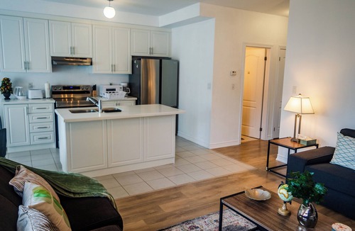 Welland House | Cozy 3-Bed Retreat Near Welland Canal