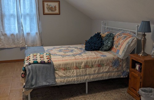 Houston House | Cozy 4 bedroom relax atmosphere enjoy beauty of bluff country driftless region