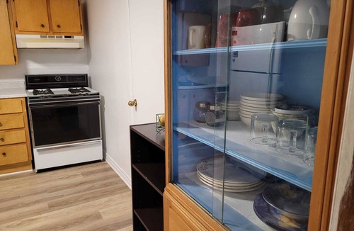 Ajax Apartment | Cozy and Comfortable Private Suite