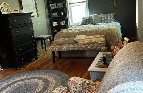 Cottonwood County Other | Cozy and quaint farmhouse on an acreage