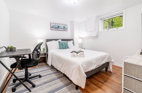 Argyle House | ⭐️ Cozy and spacious 2BR suite ⭐️ 2 work spaces