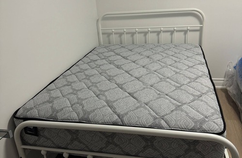 Thornhill House | Cozy basement 3-bedroom house in nice Steeles with AC, WiFi