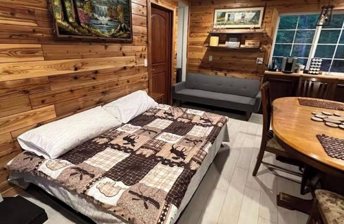Pine City Cabin | Cozy Cabin next to crossing of Snake and ST.Croix rivers in Pine City, Minnesota