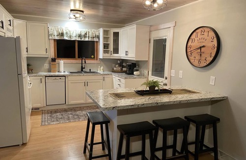 Longville Cabin | Cozy Cabin on Girl Lake
