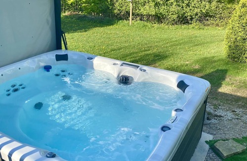 Clearview Cabin | Cozy Cabin w/hot tub