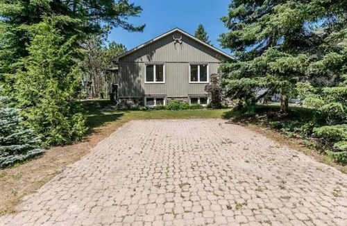 Tiny Cottage | cozy cottage by Georgian Bay & sandy beach