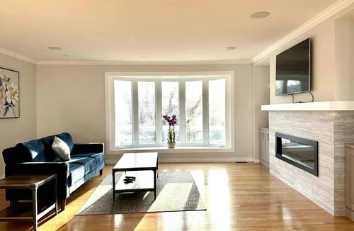 Bewdley Cottage | Cozy cottage on Rice Lake. Four seasonal, pet friendly