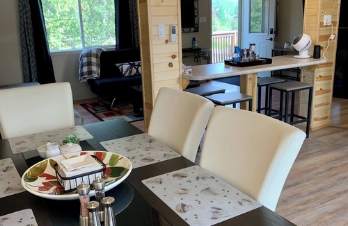 Thunder Bay House | Cozy Country Inn-country in the City. 3 bdm 2 bath home- renovated like new.n