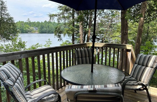 Minden Hills Cottage | Cozy Cove on Gull LakenGetaway to your own cove with swim up dock and sand beach