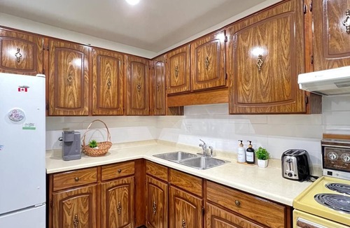 Thorold House | Cozy Entire House