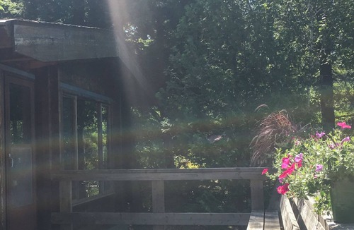 Severn House | Cozy Family Cottage - Perfect for playing on the water and evenings on the deck.
