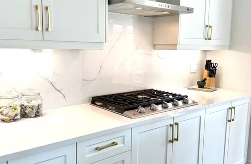 Whitby House | Cozy Family Cottage in Whitby - Spacious, Bright, and Welcoming