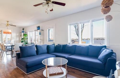 Prince Edward House | Cozy family waterfront retreat recently renovated