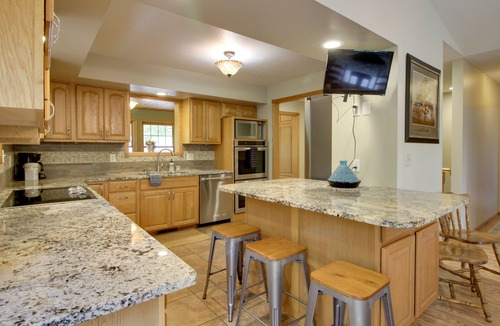 Frazee House | Cozy Frazee Lake Home w/Hot Tub & Fire Pit!