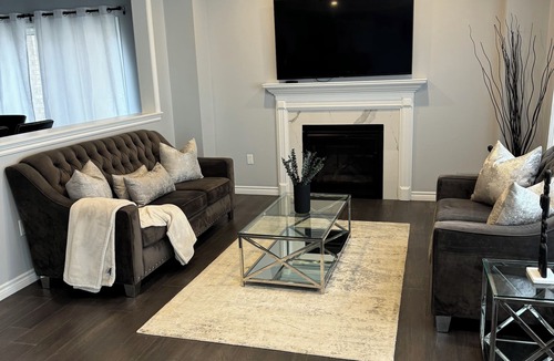 Durham Region House | Cozy home in quiet family-friendly neighbourhood!